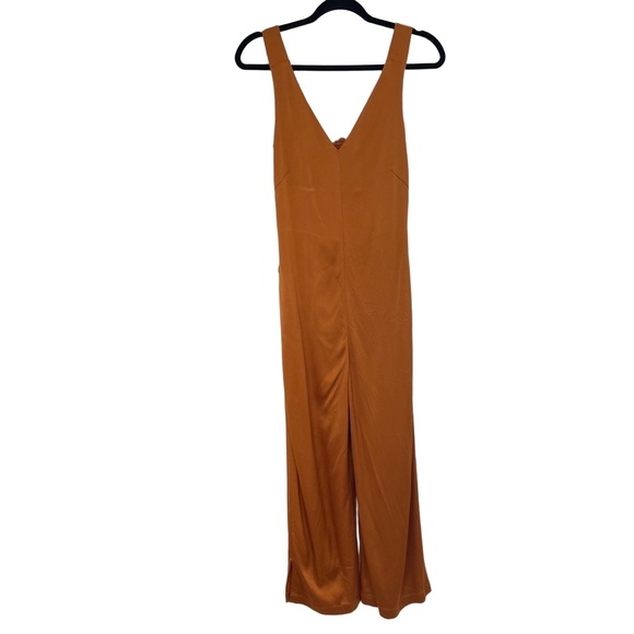 EDUN Women's Burnt Orange Rust Satin V-Neck Wide Leg Jumpsuit Size XS - Picture 1 of 8